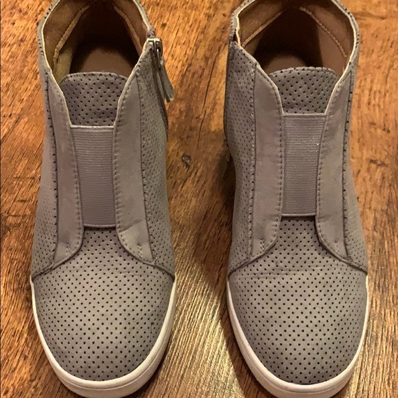 Comfort Shoes - Booties! Hightop